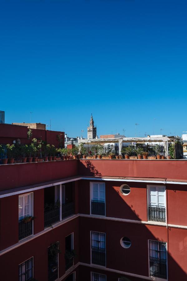 Lirio Suite Apartment - Private Parking Included Sewilla Zewnętrze zdjęcie