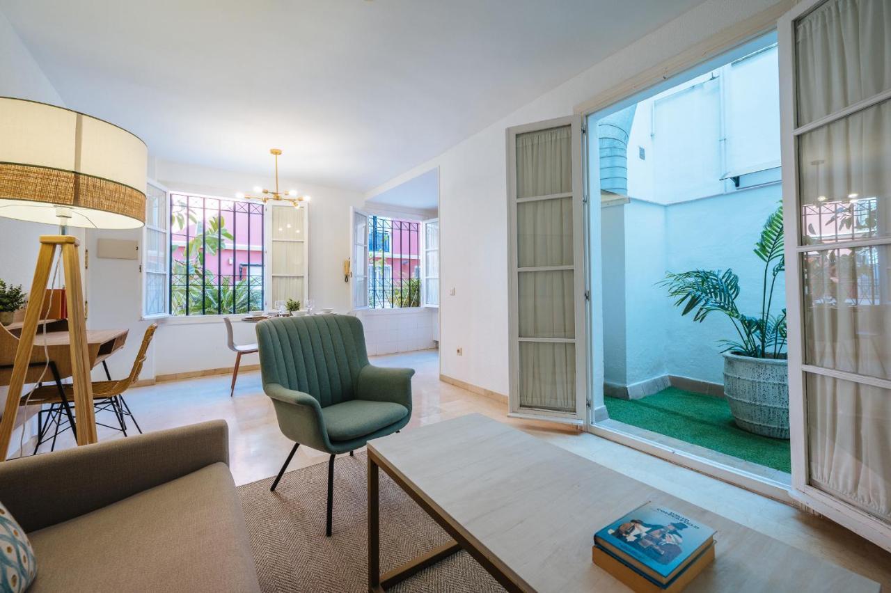 Lirio Suite Apartment - Private Parking Included Sewilla Zewnętrze zdjęcie