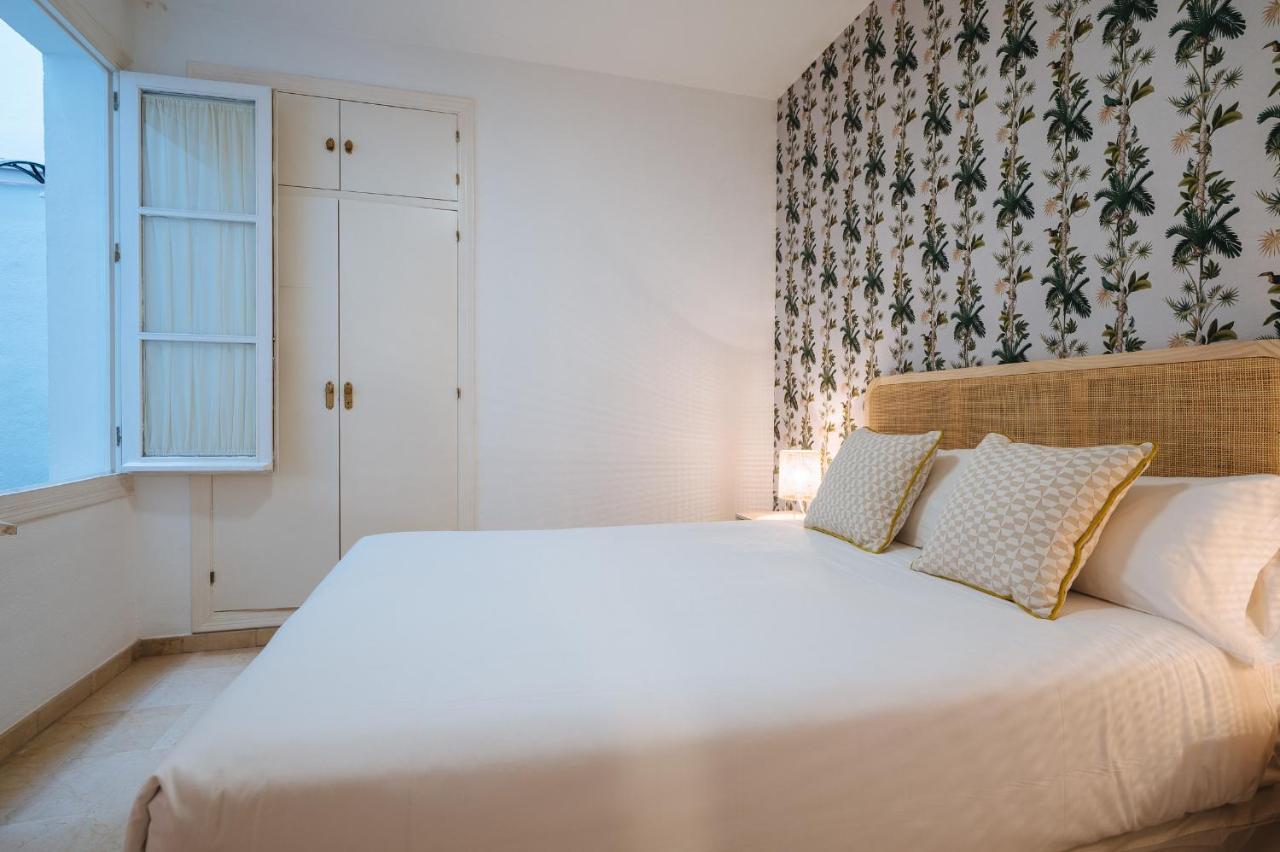 Lirio Suite Apartment - Private Parking Included Sewilla Zewnętrze zdjęcie