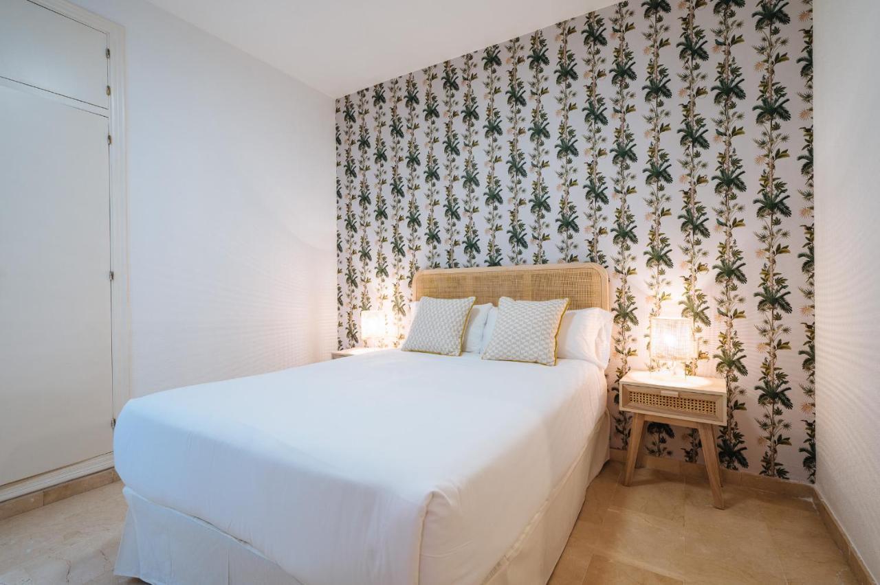 Lirio Suite Apartment - Private Parking Included Sewilla Zewnętrze zdjęcie